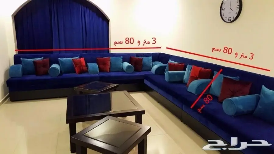   للبيع كنب مخمل نظيف جدا (جديد) (image 2)