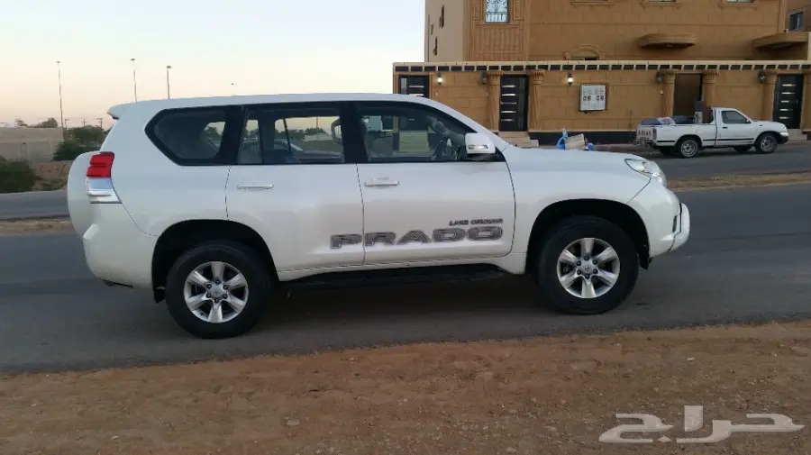 للبيع برادو 2011 كويتي 6سلندرTXL نظيف (image 6)