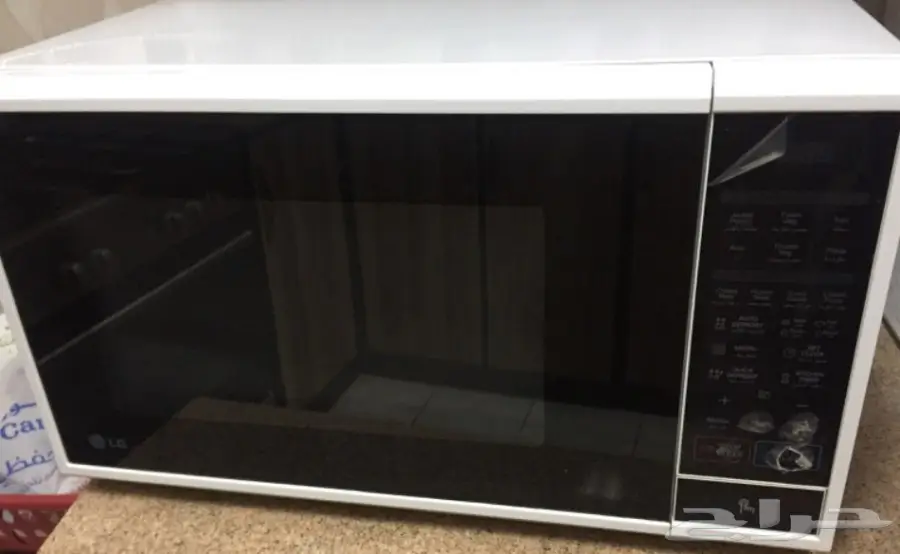 ميكروويف ال جي نظيف جدا مع الضمان سنتين (image 1)