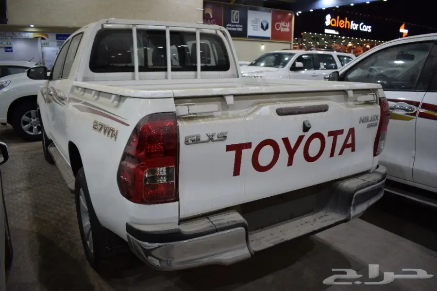 تويوتا هايلوكس غمارتين دبل بريمي 2017 (image 8)