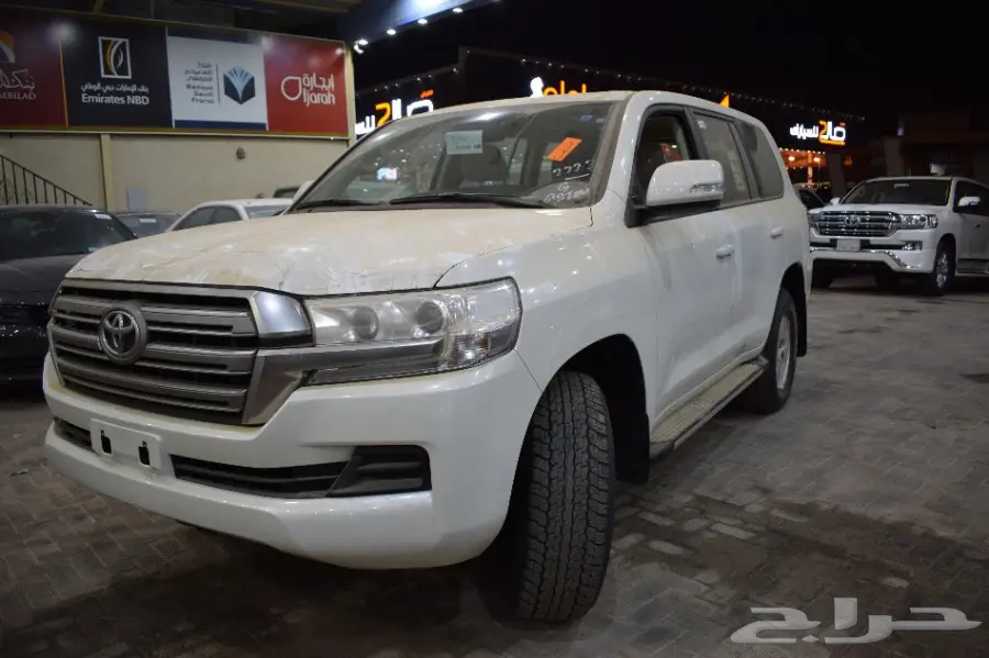 تويوتا لاندكروزر 2018 GXR1 V6 سعودي (image 21)