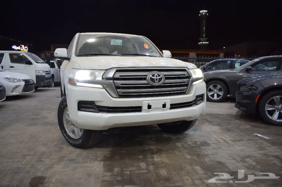 تويوتا لاندكروزر 2018 GXR1 V6 سعودي (image 46)