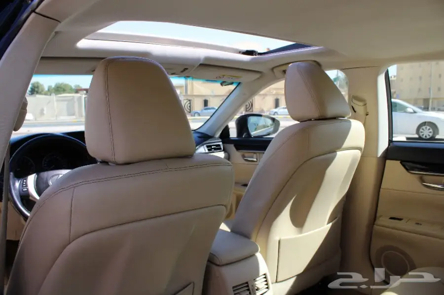 لكزس ES350 موديل 2014 (image 8)