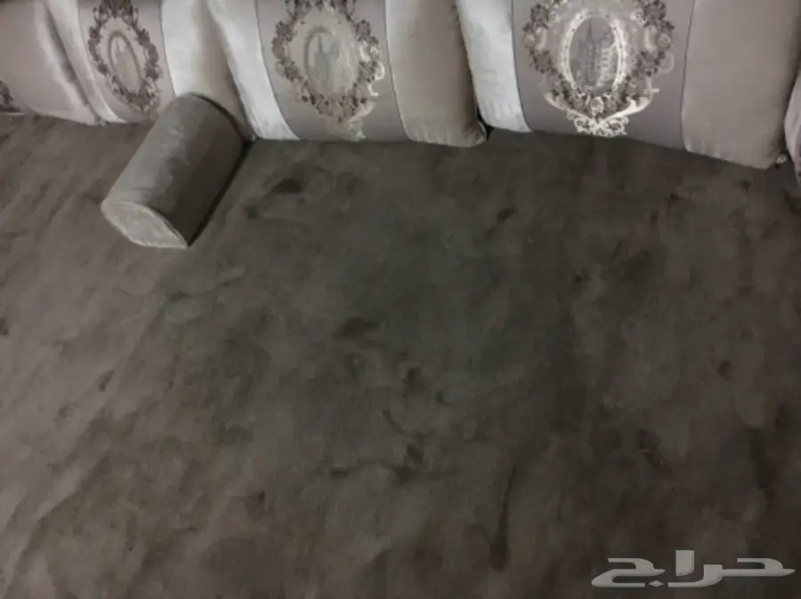 مساند وفرشه للبيع استخدام قليل مثل الجديد (image 8)