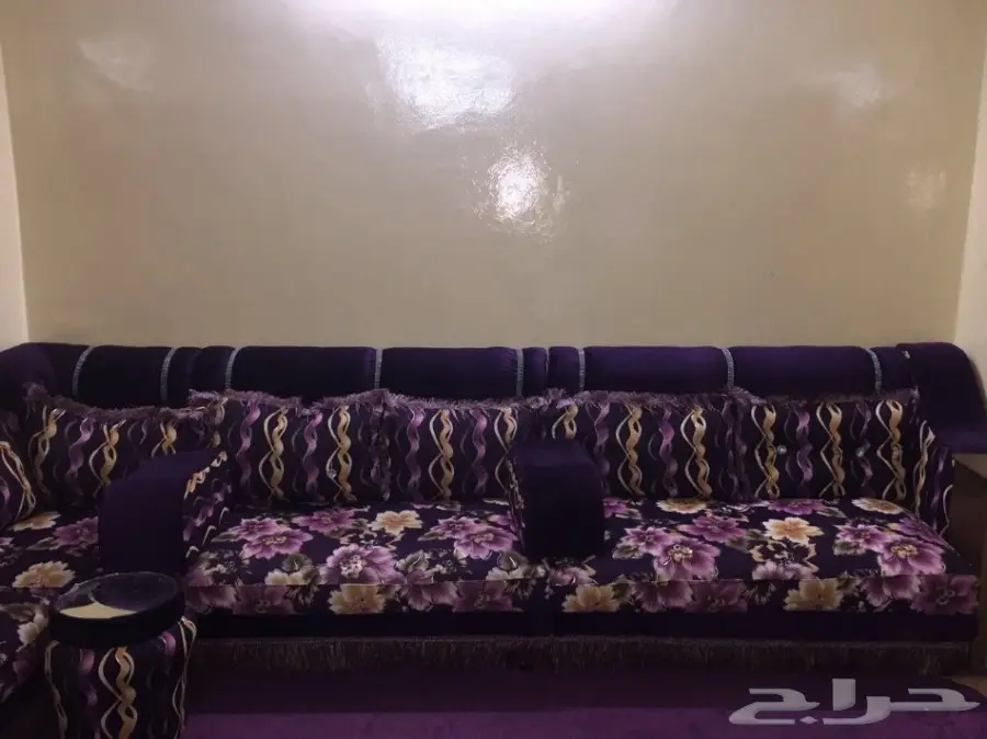 اثاث كنب وبطرمه (image 1)