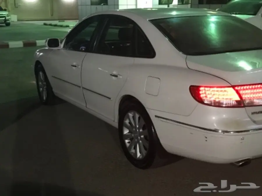 هيونداي ازيرا2009 ممشى 177 الف (image 6)