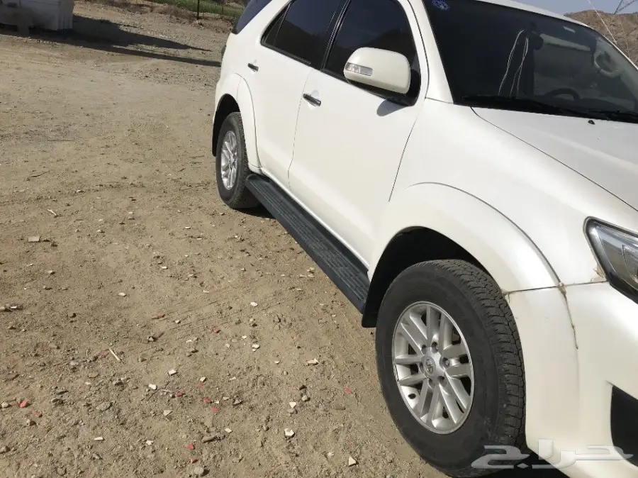 فورتشنر 2015 لتقبيل مقابل بسيط  (image 6)