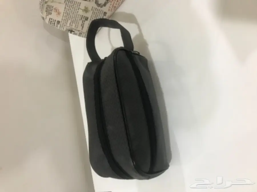 مزاد شنطة يد شبابية انيقة لمدة 3 ساعات 