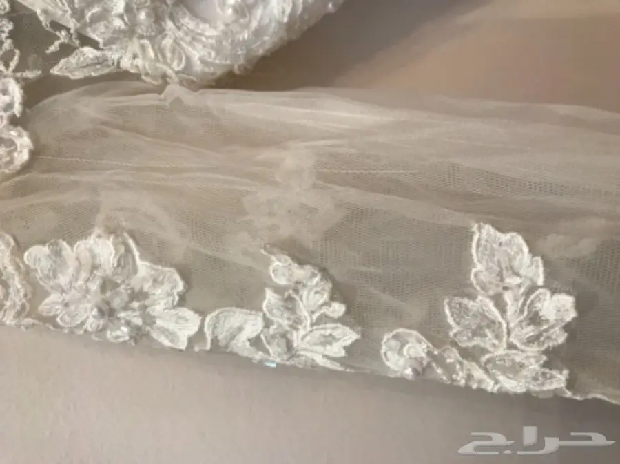 فستان زفاف ملكي للبيع