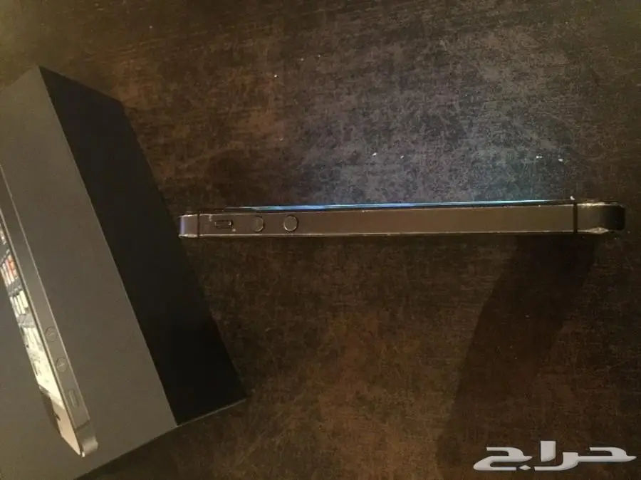 للبيع ايفون 5 16GB اسود (image 2)