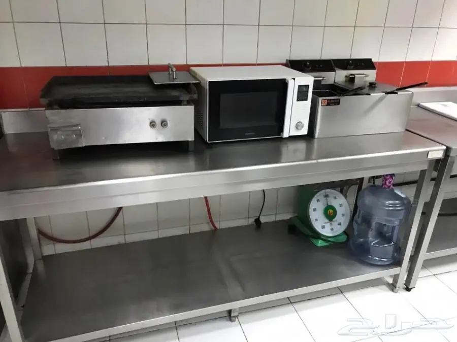 معدات مطعم شاورما وبروستد جيده جدا للبيع (image 6)