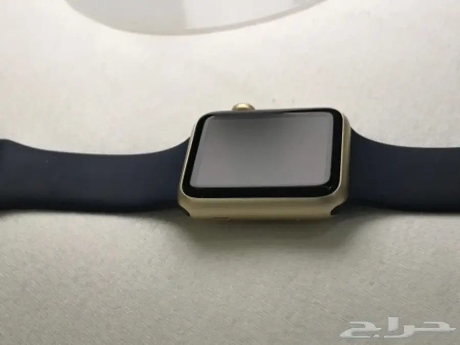 للبيع ساعه Apple Watch 42 ذهبي serious 1 (image 3)