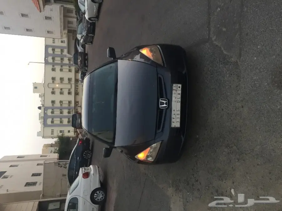 للبيع هوندا اكورد 2005 (image 1)