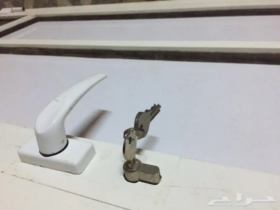 2 ابواب الومونيوم جديده