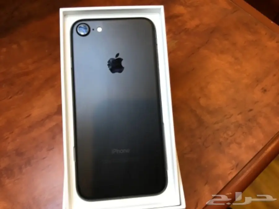 ايفون 7 العادي 128 نظيييف