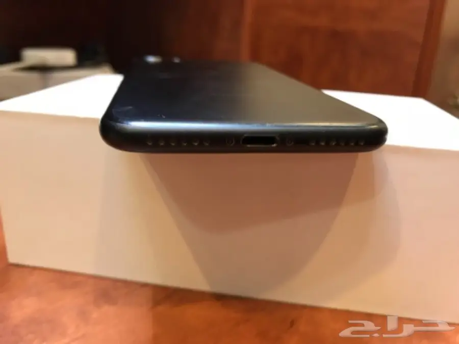 ايفون 7 العادي 128 نظيييف (image 2)