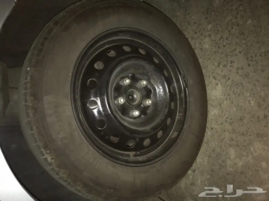 للبيع كفرين مقاس 225 لجنوط 16 شبه جديده