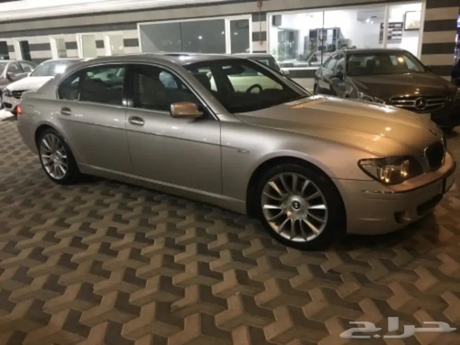 BMW 2007 740IL (image 3)