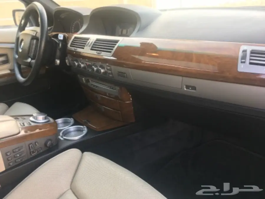 BMW 2007 740IL (image 18)