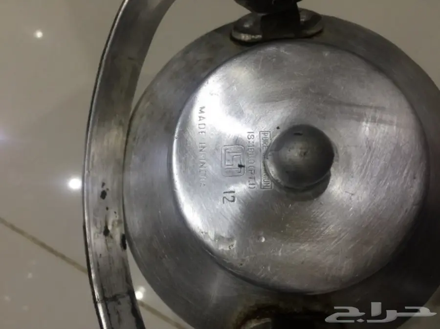 ابريق معدن هندي قديم (image 1)