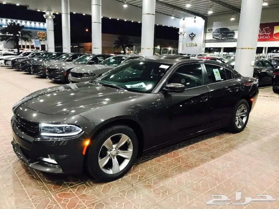 تشارجر - SXT 2 - فتحه شاشه - 2018 - سعودي (image 9)