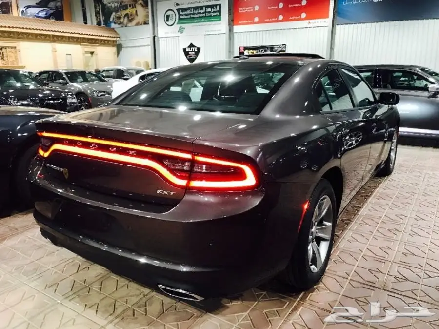 تشارجر - SXT 2 - فتحه شاشه - 2018 - سعودي (image 13)