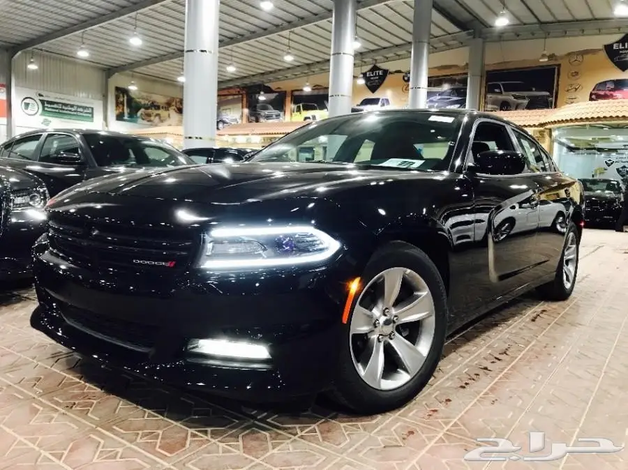 تشارجر - SXT 2 - فتحه شاشه - 2018 - سعودي (image 16)