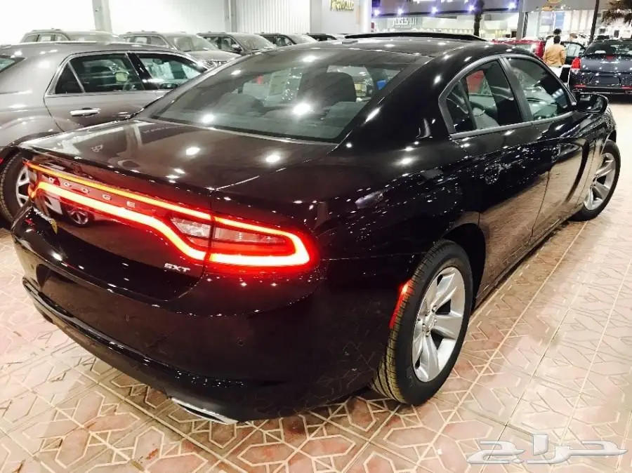 تشارجر - SXT 2 - فتحه شاشه - 2018 - سعودي (image 18)
