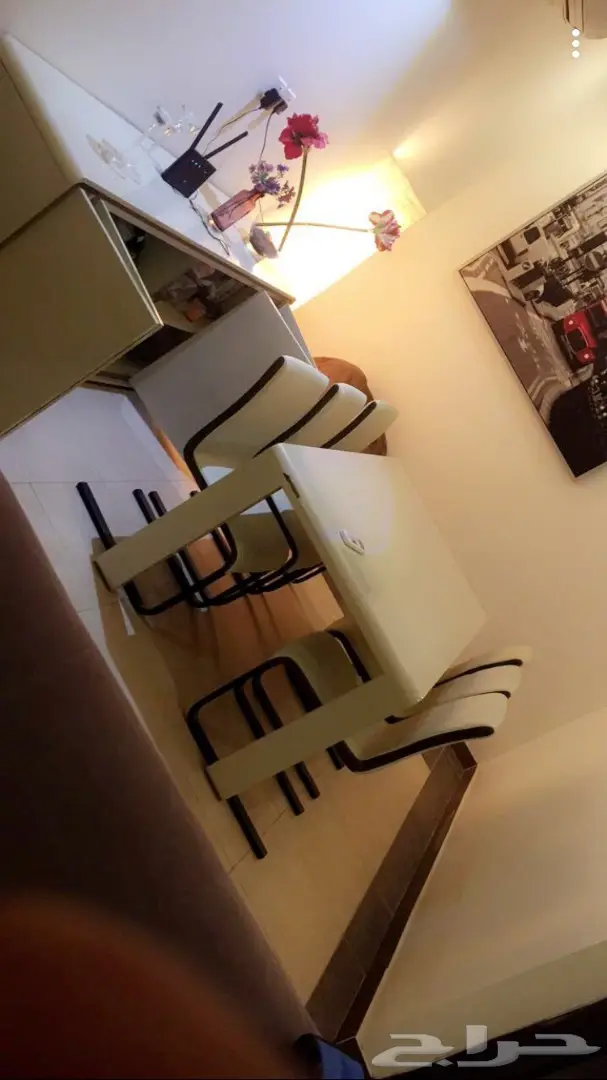 طاوله طعام من هوم سنتر