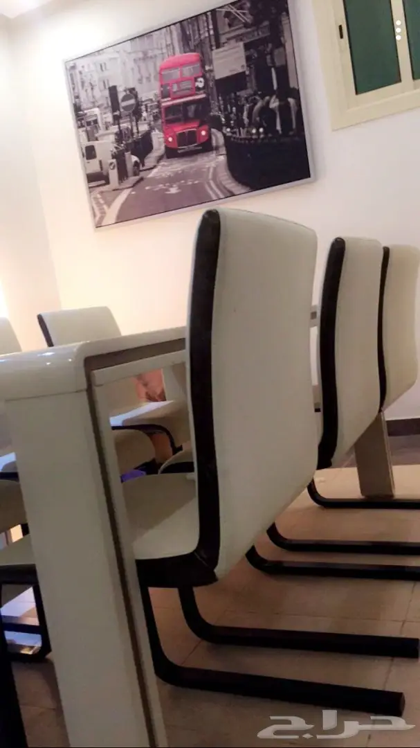 طاوله طعام من هوم سنتر (image 1)