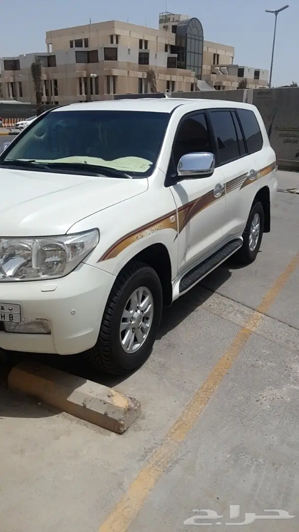 للبيع لندكروزر 2008 بريمي 6 سلندرقير عيدي شرط (image 7)