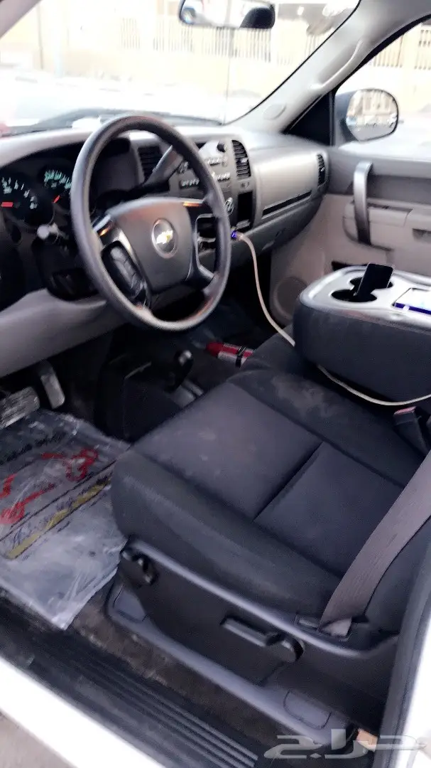 للبيع سلفرادو دبل V8 موديل 2013