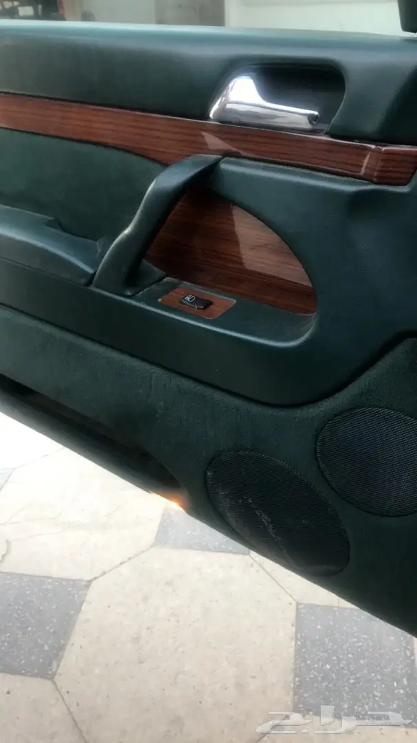 مرسيدس E 320 موديل 1992 نظيف  (image 10)