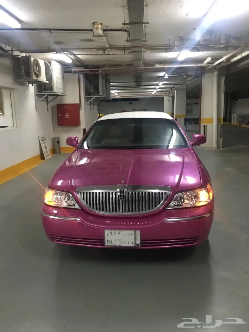 للبيع ليموزين لنكولن ستريتش مخزن جديد  (image 14)