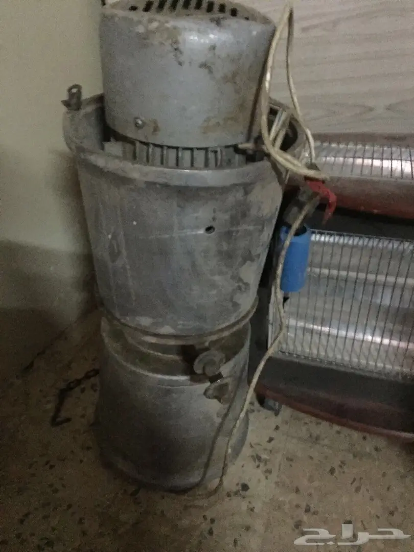 ثلاجات وغازات واله شاورما للبيع  (image 48)