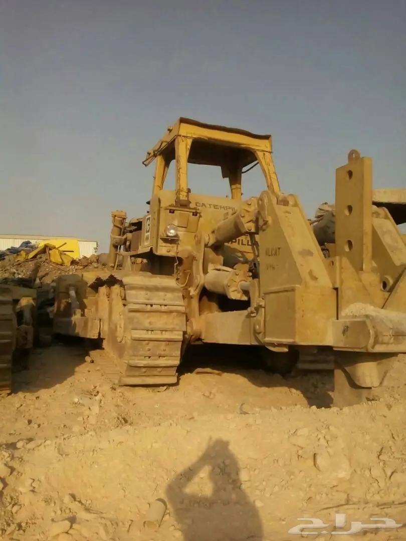 بلدوزر للبيع