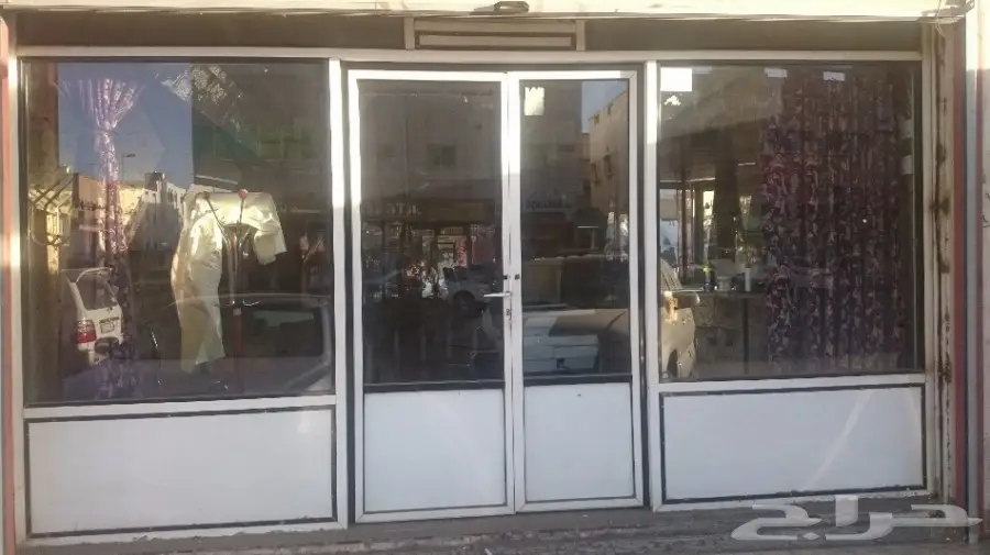 محل حلاقة للبيع (أثاث) (image 7)