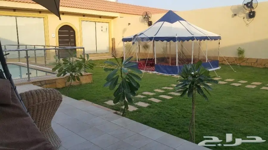 للبيع خيمة شفافه جديده 