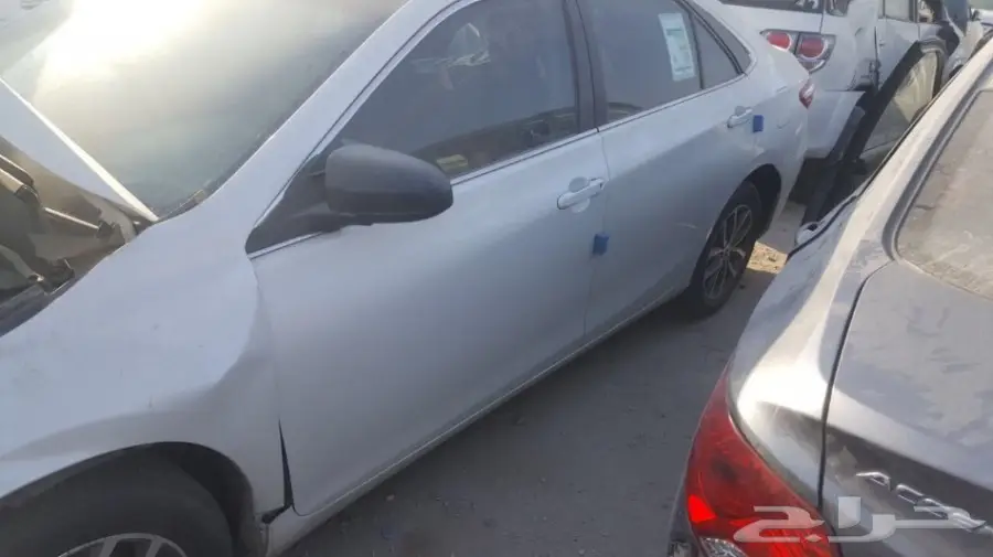 البيع كامري مصدومه موديل 2017  (image 1)