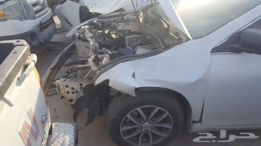 البيع كامري مصدومه موديل 2017  (image 5)