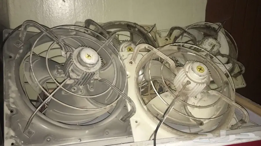 ثلاجات وغازات واله شاورما للبيع  (image 11)