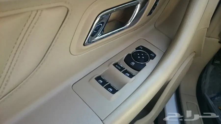 فورد تورس SEL 2015 - مستعمل وألوان متعددة! (image 3)