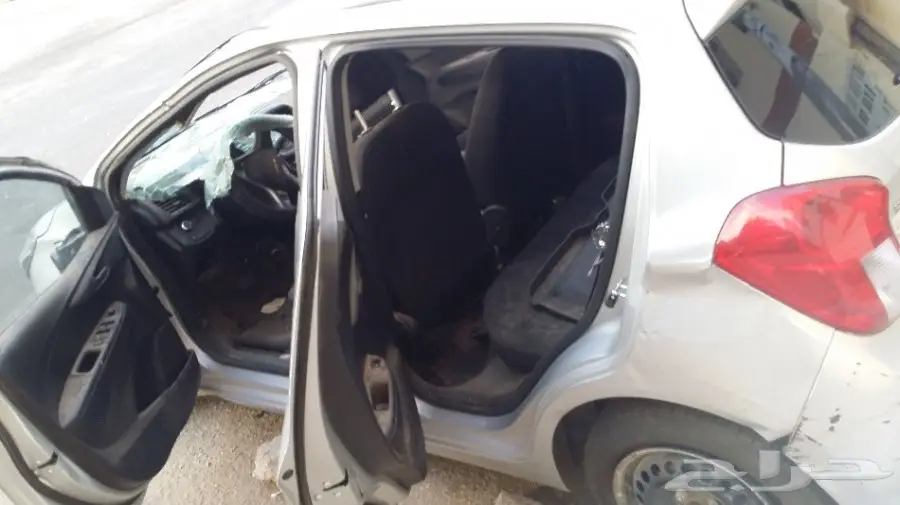 بيع سيارة سبارك 2016 - حالة ممتازة! (image 7)