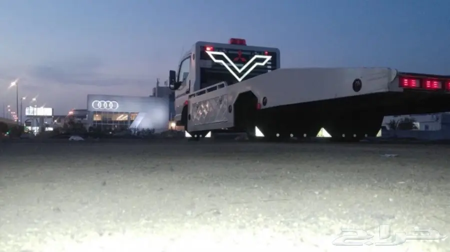 دينا ميتسوبيشي ( سطحه ) (image 11)