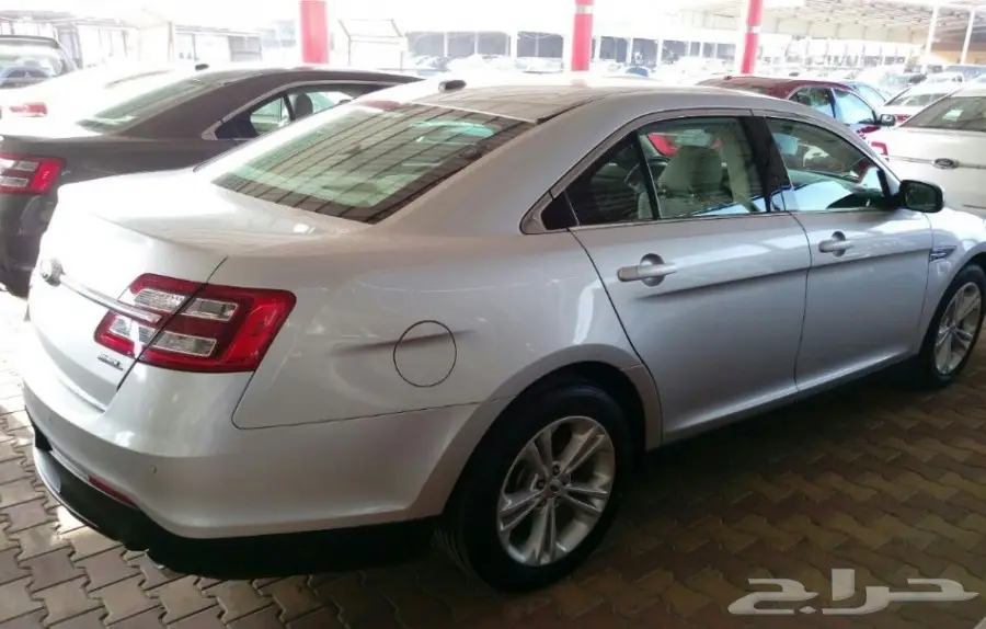 فورد تورس SEL 2015 - مستعمل وألوان متعددة! (image 38)