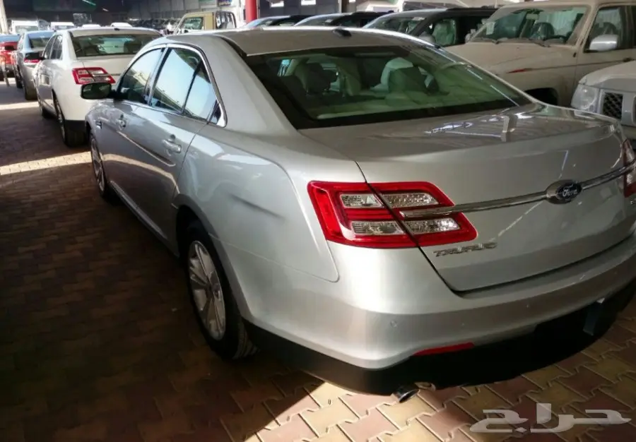 فورد تورس SEL 2015 - مستعمل وألوان متعددة! (image 40)