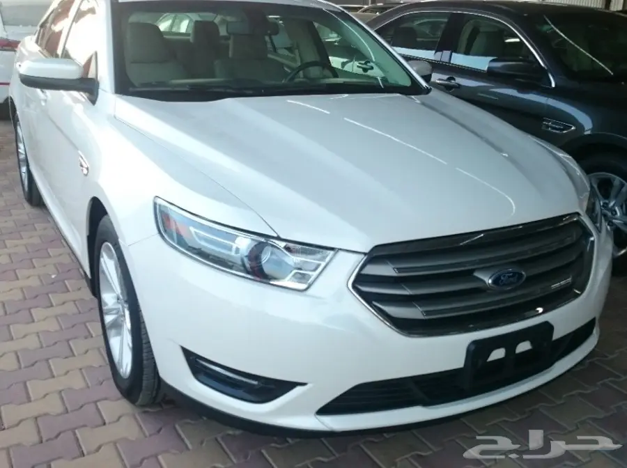  فورد تورس SEL 2015 مستعمل جميع الالوان