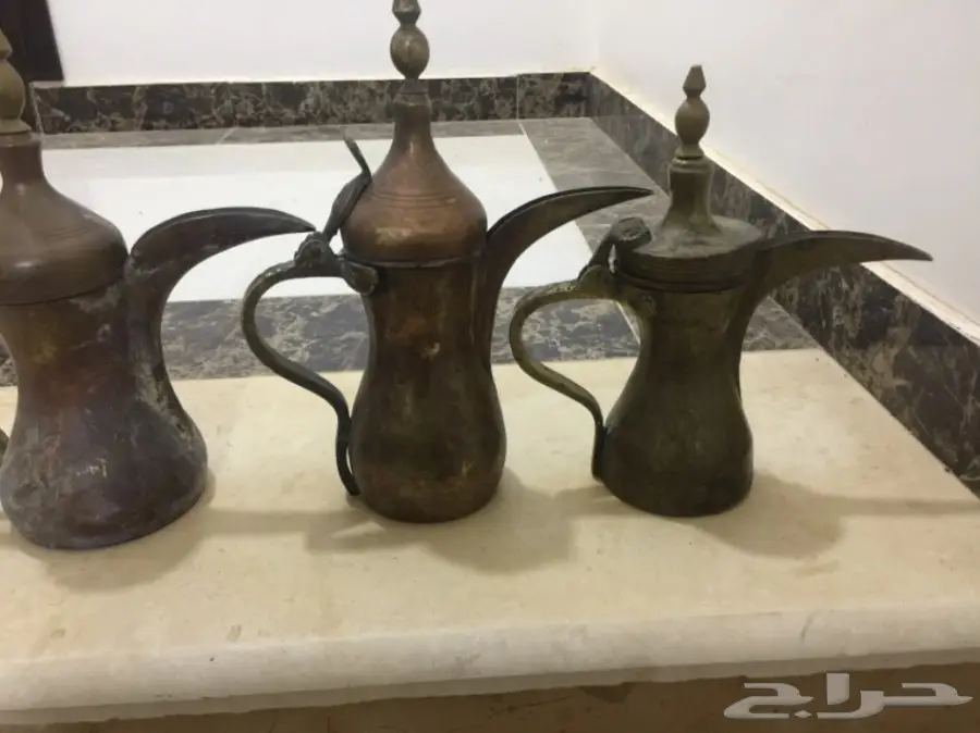 ثلاث دلال منوعه (image 1)