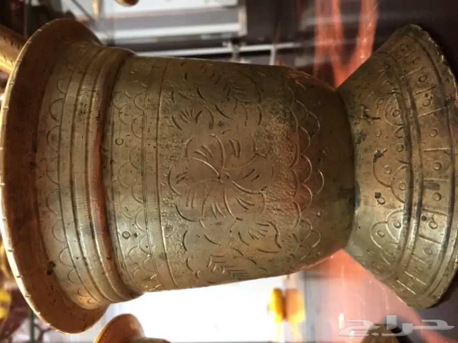 نجر قديم منقوش مزاد (image 6)