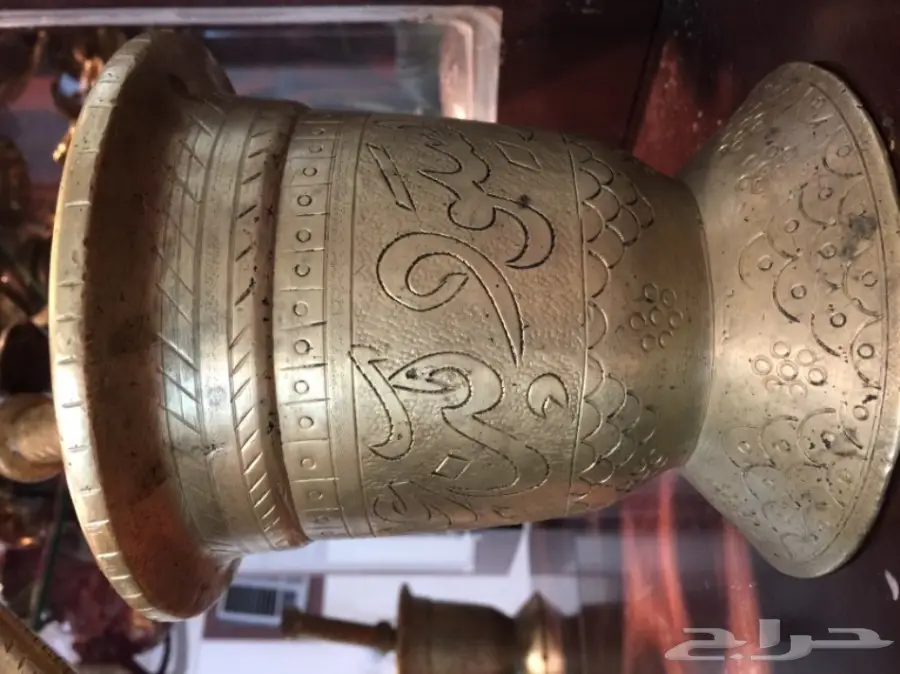 نجر قديم منقوش مزاد (image 7)